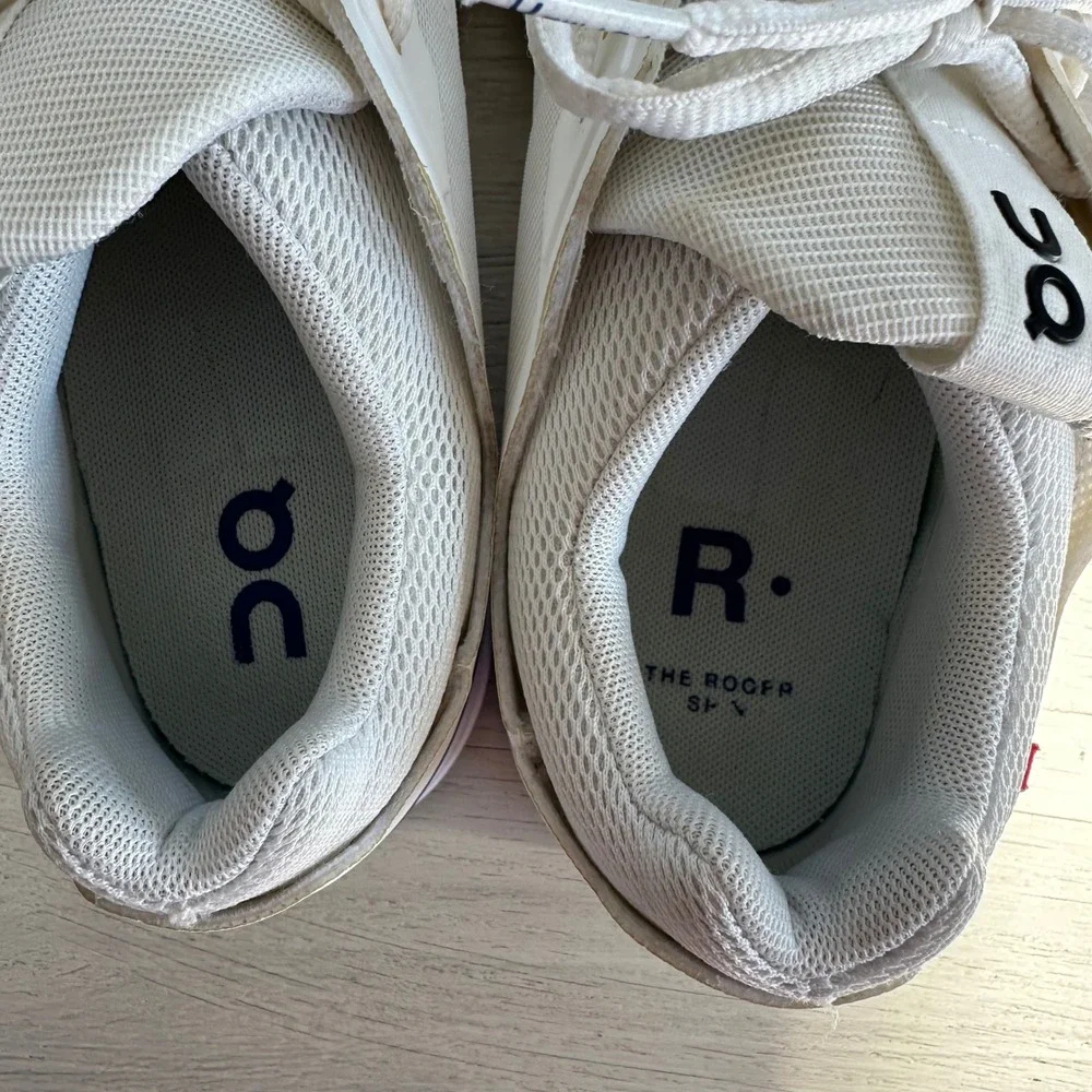 On Running The Roger Spin 2 Womens‎ Sneakers White Cobalt Blue Size 8 39